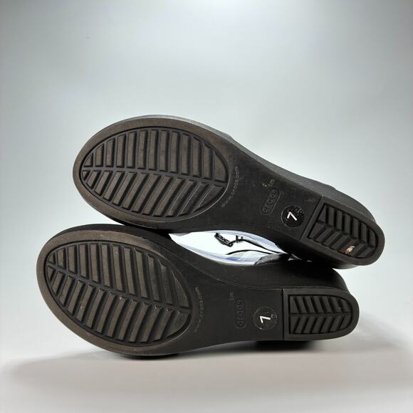 Crocs Leigh Ann Black Ankle Strap Wedge Sandals Comfort Slip On Women's Size 7 - Picture 8 of 9